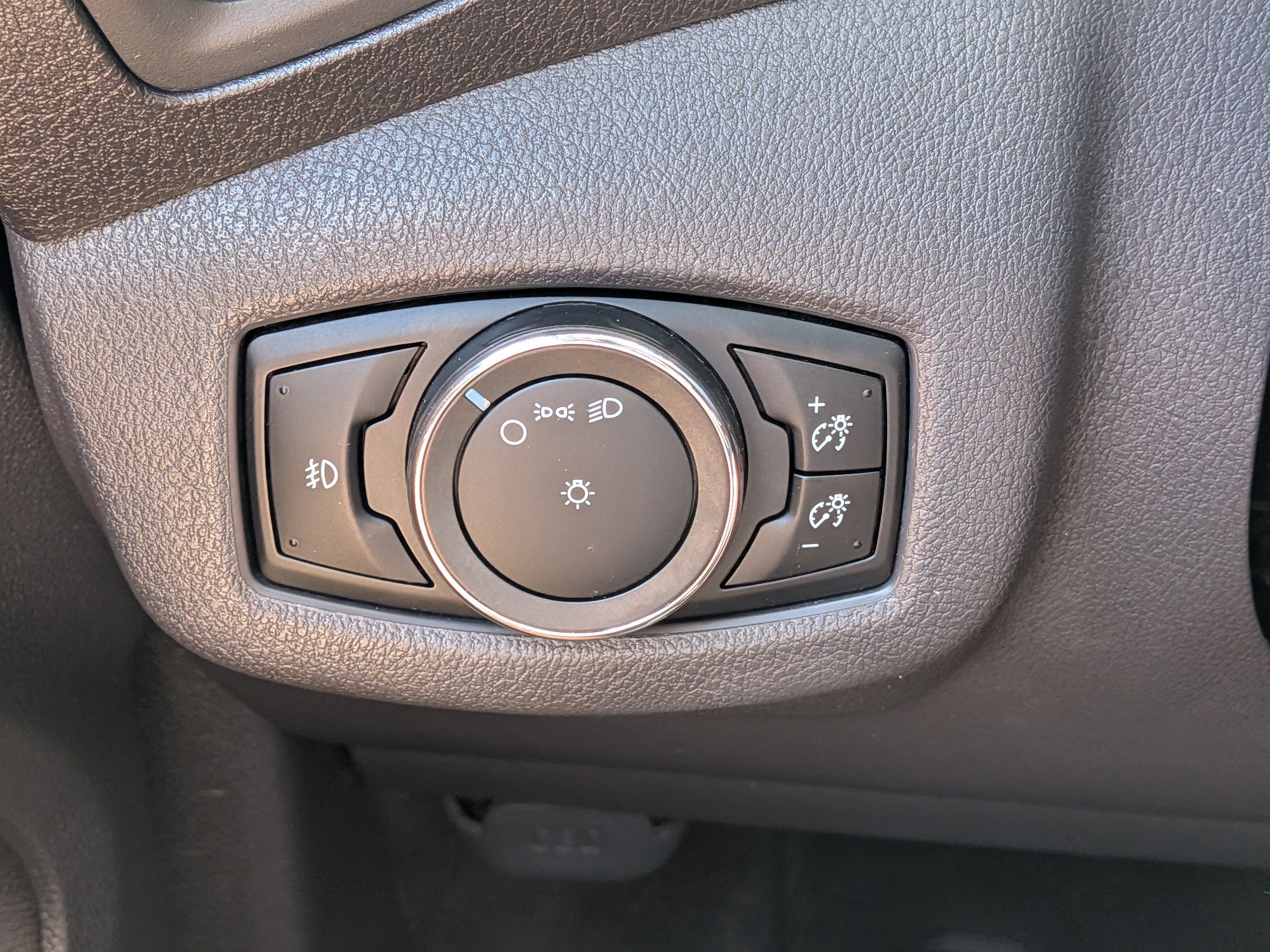 Used 2016 Ford Transit Connect XLT FWD image 22
