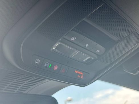 New 2025 Chevrolet Blazer EV LT image 31