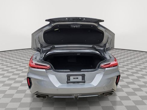 Used 2025 BMW Z4 M40i w/ Premium Package image 6