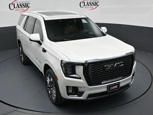 Used 2023 GMC Yukon Denali Ultimate image 18