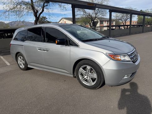 Used 2013 Honda Odyssey Touring image 10