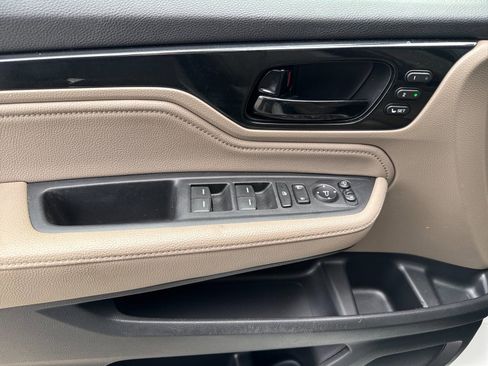 Used 2022 Honda Odyssey Elite image 10
