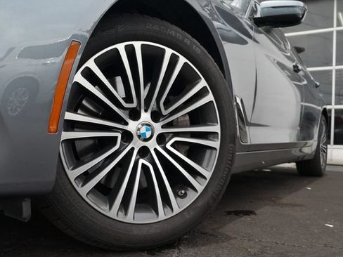 Used 2017 BMW 530i xDrive AWD/4WD image 29