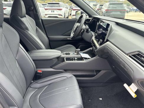 New 2026 Lexus TX 500h AWD image 12