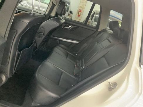 Used 2013 Mercedes-Benz GLK 350 4MATIC image 11