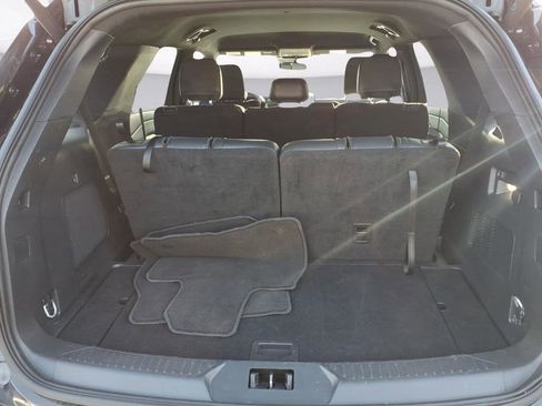 Used 2025 Ford Explorer ST-Line w/ ST-Line Street Pack image 29