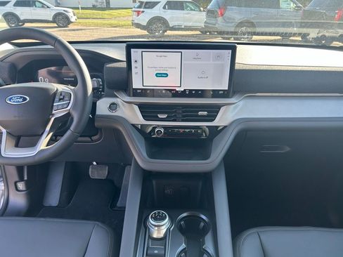 New 2026 Ford Explorer Active w/ Active Comfort Package image 14