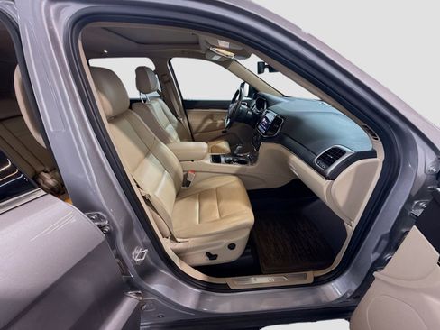 Used 2020 Jeep Grand Cherokee Limited image 20