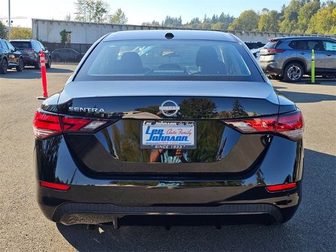 New 2025 Nissan Sentra SV w/ Trunk Package image 6