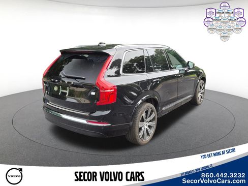 Used 2024 Volvo XC90 T8 Ultimate w/ Protection Package Premier AWD/4WD image 6