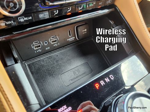 Used 2025 Jeep Grand Cherokee L Summit image 4