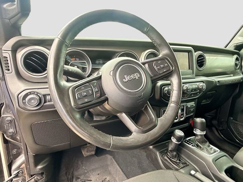 Used 2022 Jeep Wrangler Sport AWD/4WD image 12