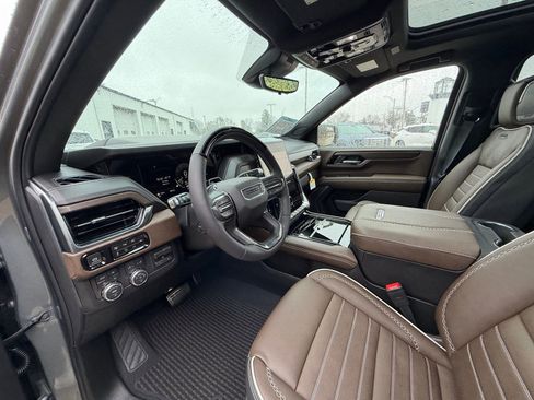 New 2026 GMC Yukon XL Denali Ultimate w/ LPO, Illumination Package image 15