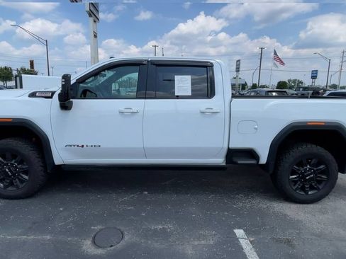 Used 2024 GMC Sierra 2500 AT4 w/ AT4 Premium Plus Package AWD/4WD image 7