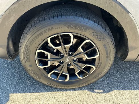 Used 2024 Hyundai Santa Cruz SEL image 11