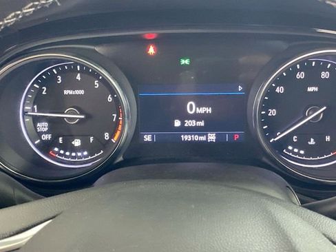 Used 2023 Buick Encore GX Select w/ Safety Package II AWD/4WD image 39