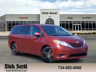 Used 2016 Toyota Sienna LE