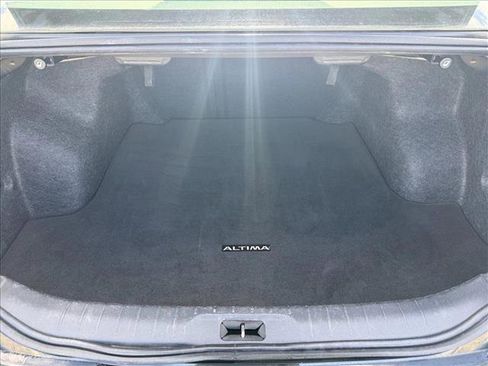 Used 2023 Nissan Altima 2.5 SV image 7