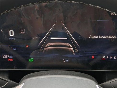 New 2025 Chevrolet Equinox EV LT image 10