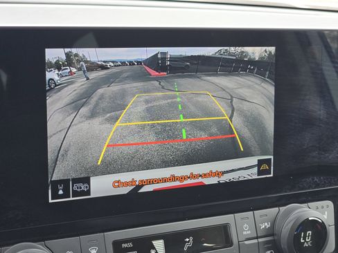 Certified 2024 Toyota Grand Highlander XLE image 23