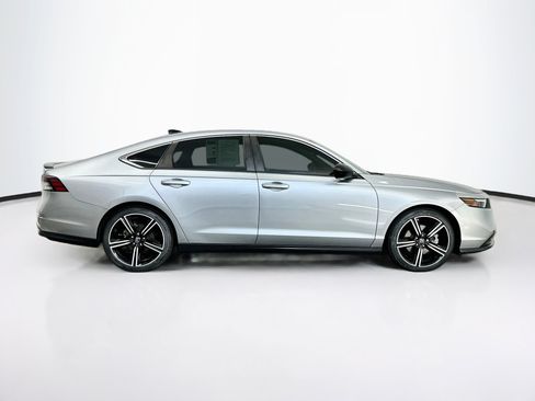 Used 2023 Honda Accord Sport image 10