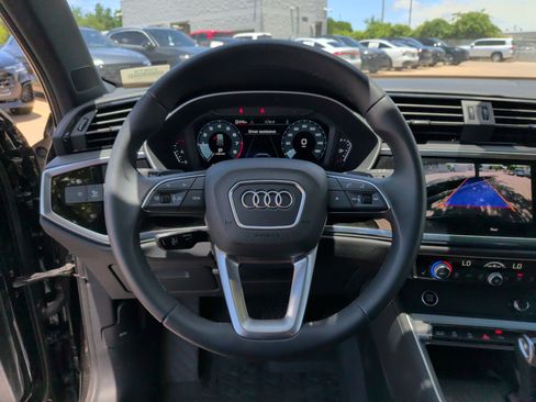 Certified 2025 Audi Q3 2.0T Premium w/ Convenience Package AWD/4WD image 26