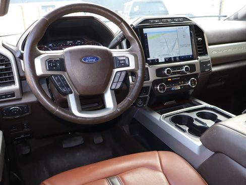 Used 2022 Ford F250 King Ranch w/ King Ranch Ultimate Package AWD/4WD image 5