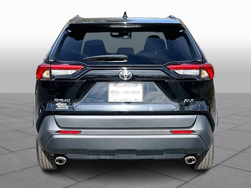 Certified 2023 Toyota RAV4 XLE image 4