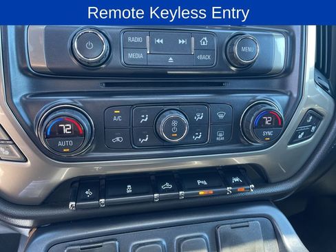 Certified 2018 Chevrolet Silverado 1500 High Country AWD/4WD image 19