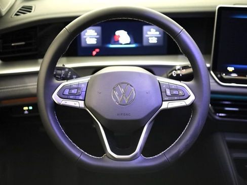New 2026 Volkswagen Tiguan SE AWD/4WD image 13
