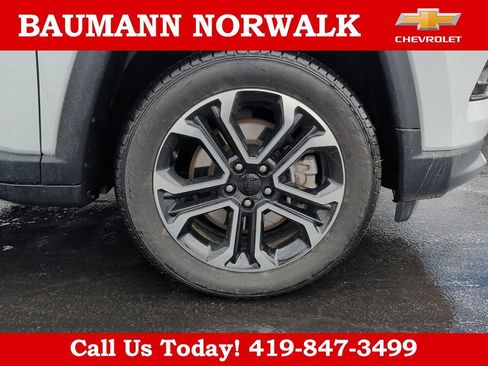 Used 2023 Jeep Compass Limited AWD/4WD image 10