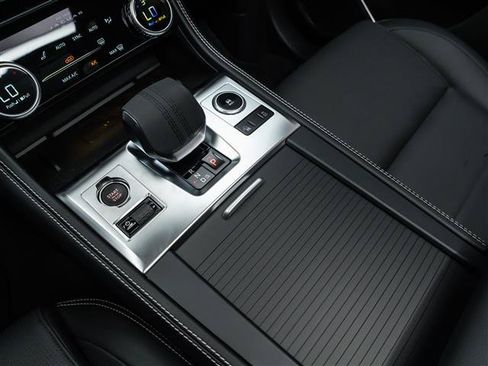 New 2025 Jaguar F-PACE R-Dynamic S AWD/4WD image 28