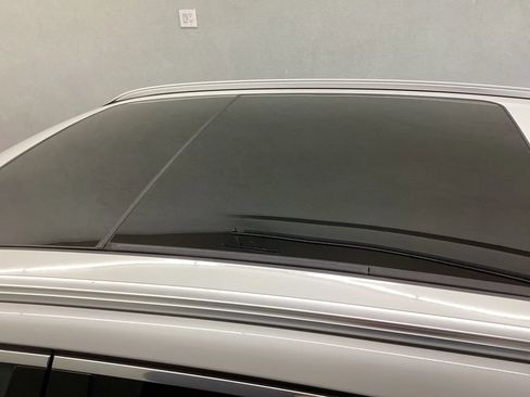Used 2019 BMW X3 xDrive30i w/ Premium Package AWD/4WD image 6