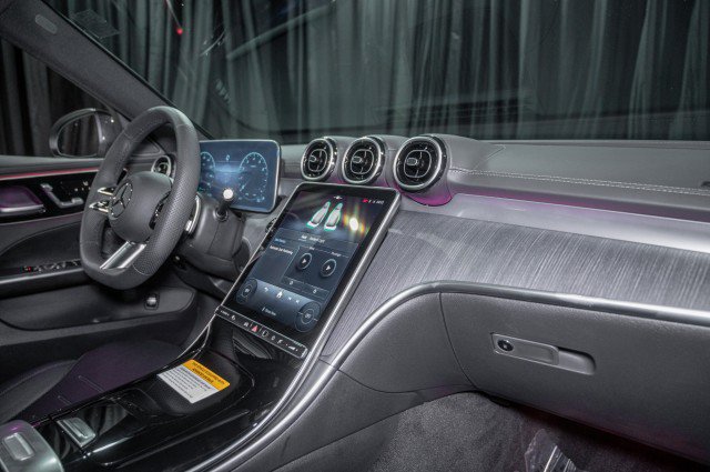 New 2026 Mercedes-Benz C 300 Sedan image 15