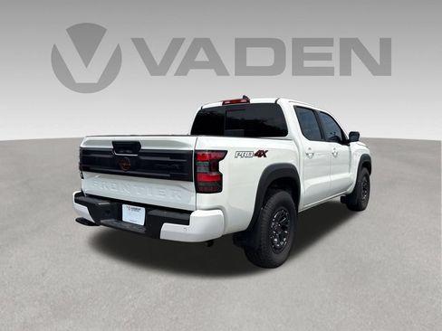 Used 2025 Nissan Frontier PRO-4X AWD/4WD image 22