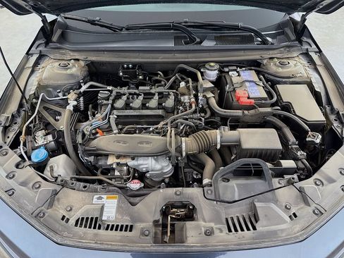 Certified 2025 Honda Accord SE image 30
