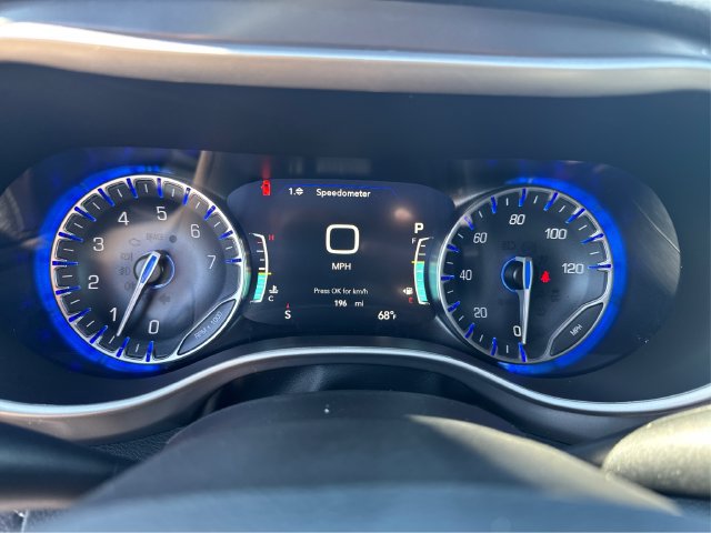 New 2026 Chrysler Pacifica Select w/ S Appearance Package AWD/4WD image 16