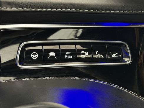 Used 2017 Mercedes-Benz S 550 Cabriolet image 23