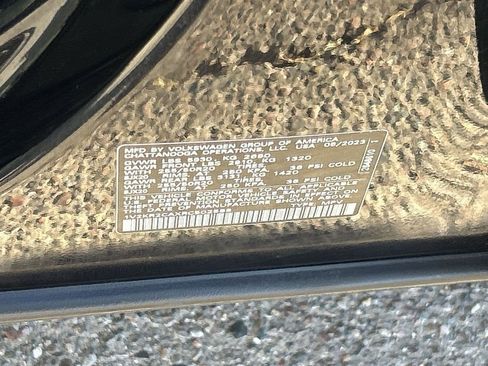 Certified 2024 Volkswagen Atlas SE AWD/4WD image 30