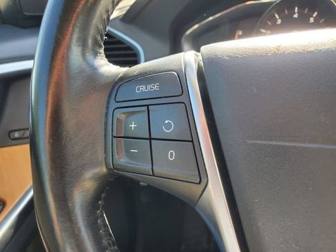 Used 2017 Volvo XC60 T6 Inscription w/ Climate Package AWD/4WD image 18