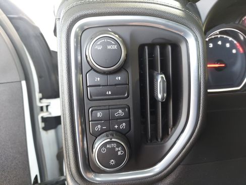 Used 2022 Chevrolet Silverado 2500 LT w/ Convenience Package AWD/4WD image 27