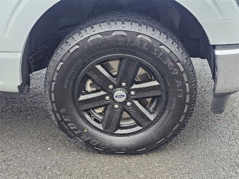 Used 2023 Ford F150 XLT w/ Trailer Tow Package image 30