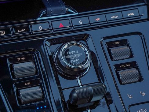 New 2026 Aston Martin DBX 707 image 24