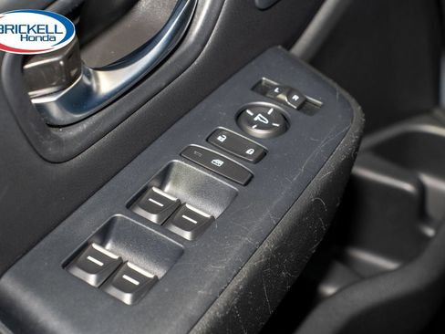 Certified 2025 Honda Pilot Touring image 30