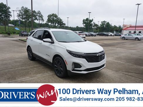 Used 2024 Chevrolet Equinox RS FWD image 1