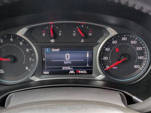 Used 2021 Chevrolet Equinox LT FWD image 11