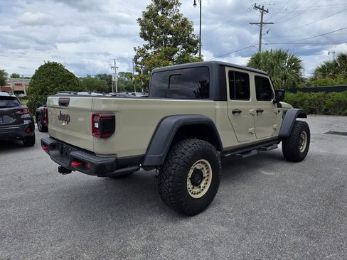 Used 2020 Jeep Gladiator Rubicon w/ LED Lighting Group AWD/4WD image 3