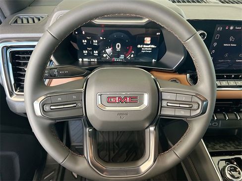 New 2026 GMC Canyon AT4 image 7