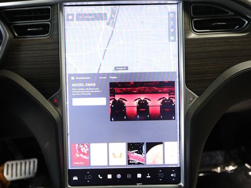 Used 2016 Tesla Model X Performance image 71