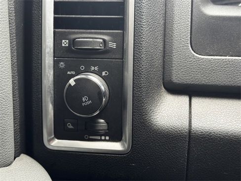 Used 2017 RAM 1500 Big Horn image 24